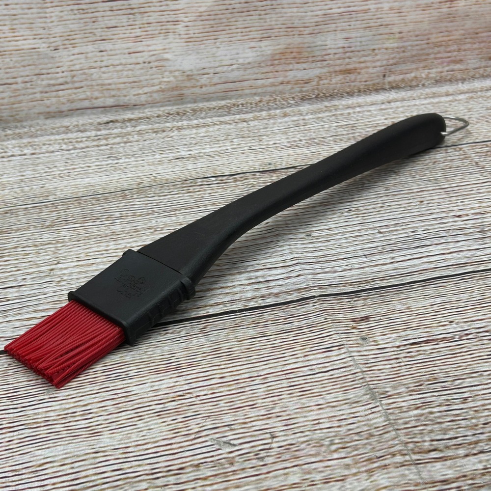 Pampered Chef Silicone Basting Brush Black Red Heat Resistant 11.5 Inch 1755